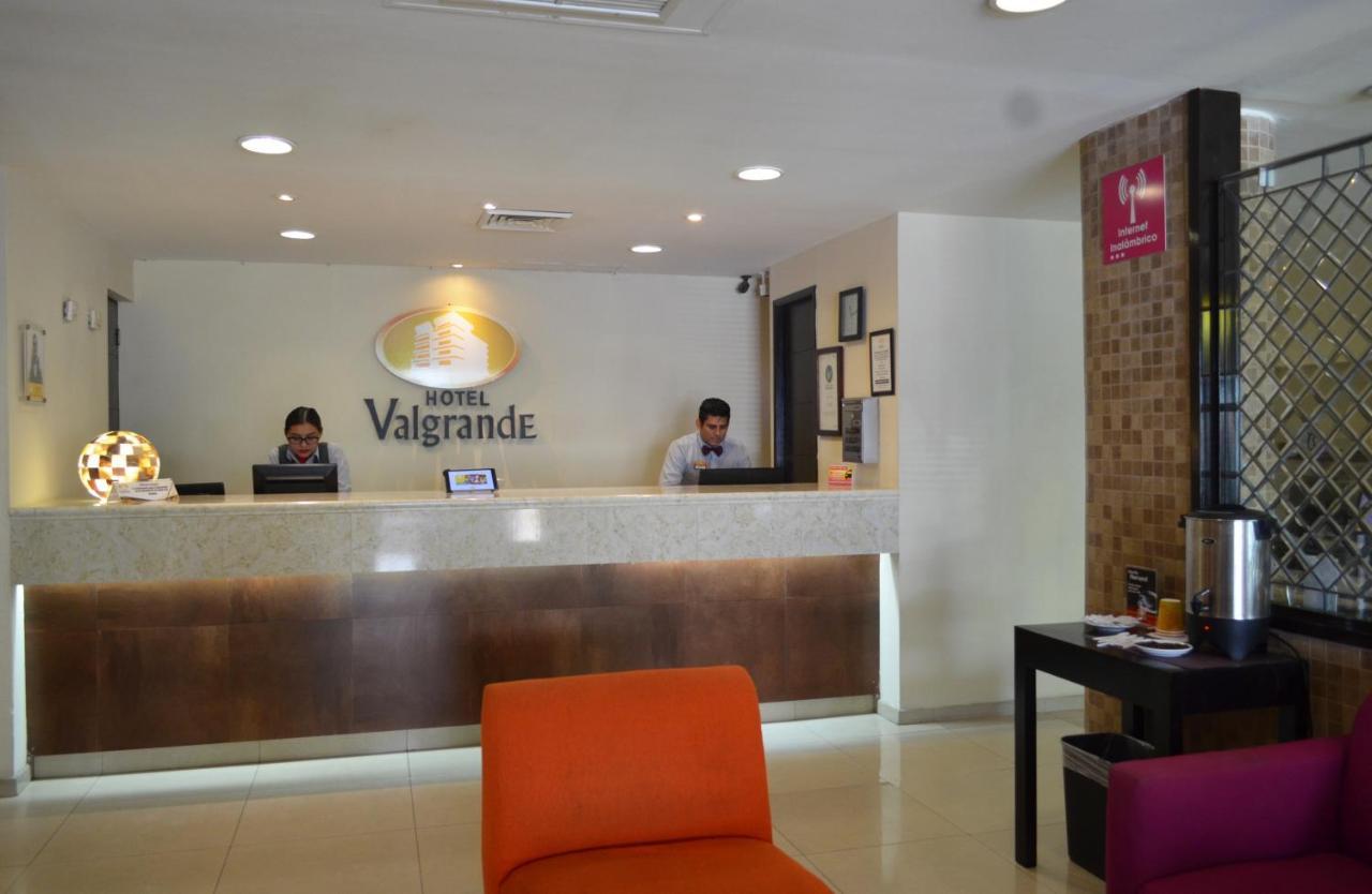 Hotel Valgrande Coatzacoalcos Exterior foto